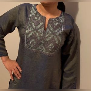 KNCollection Embroided Blouse